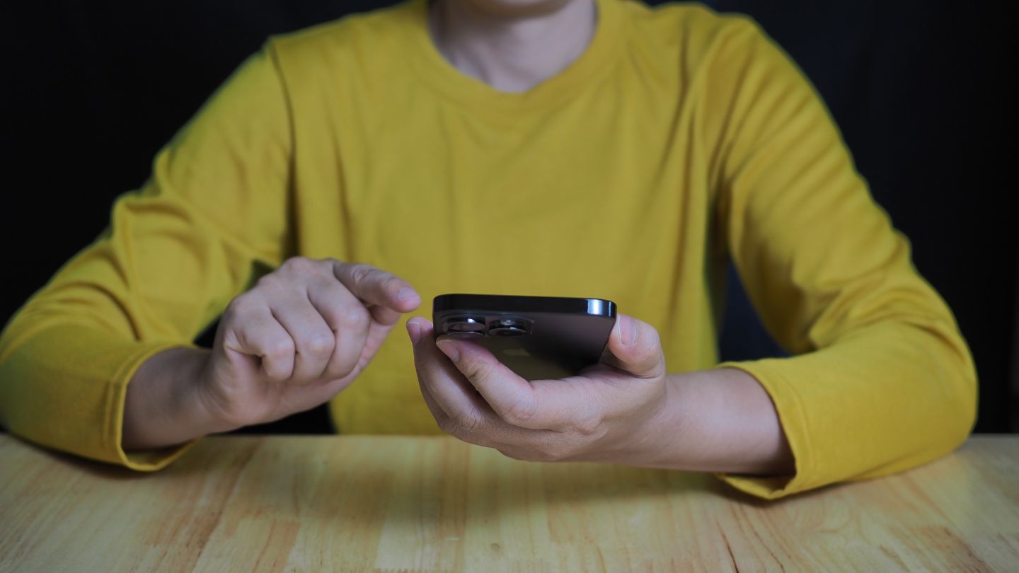 Types of breadcrumbs that benefit mobile users