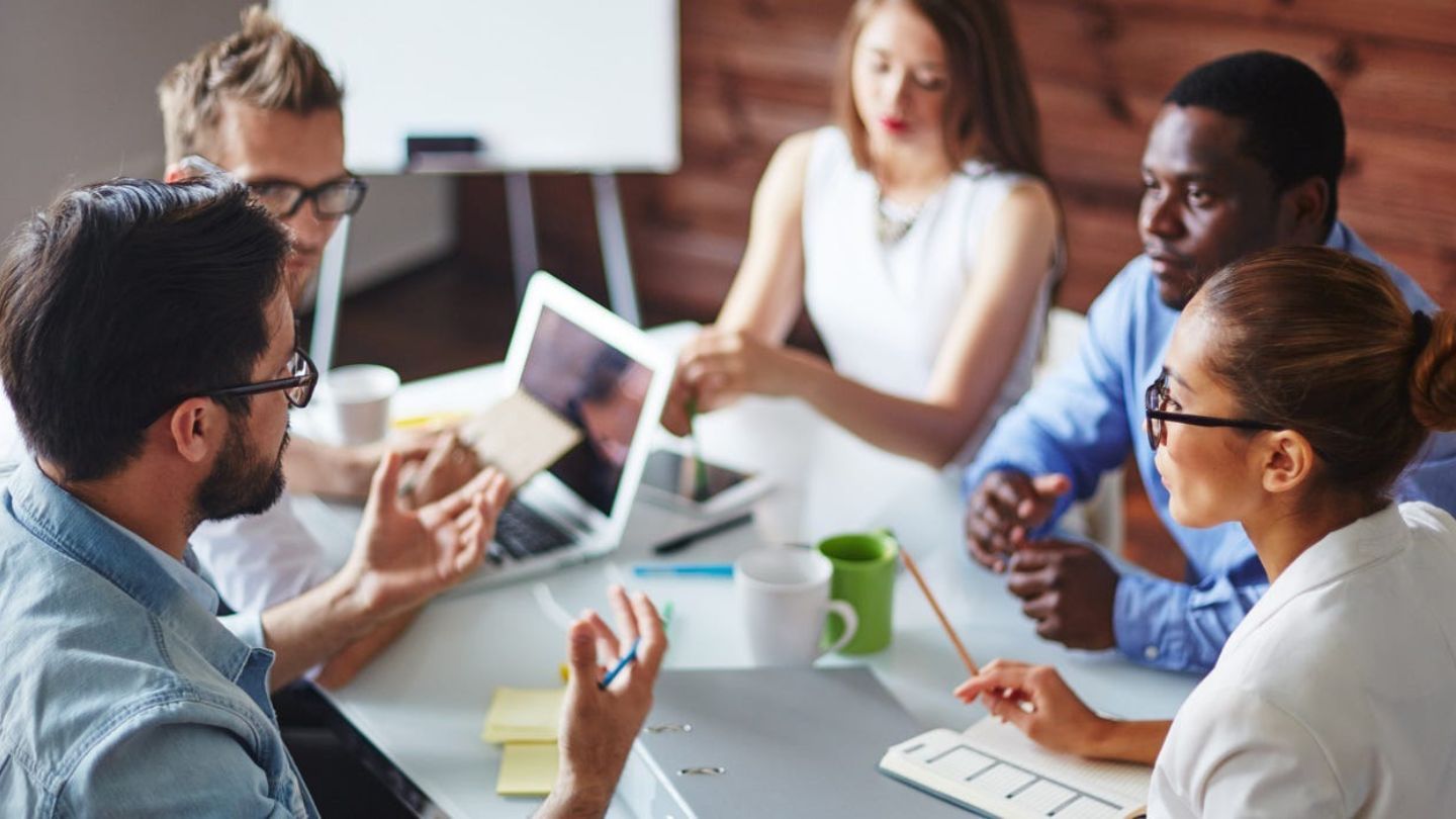 When Should You Refresh Old Blog Posts?